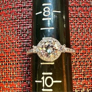 Fragrant Jewels Dazzling Silver Ring